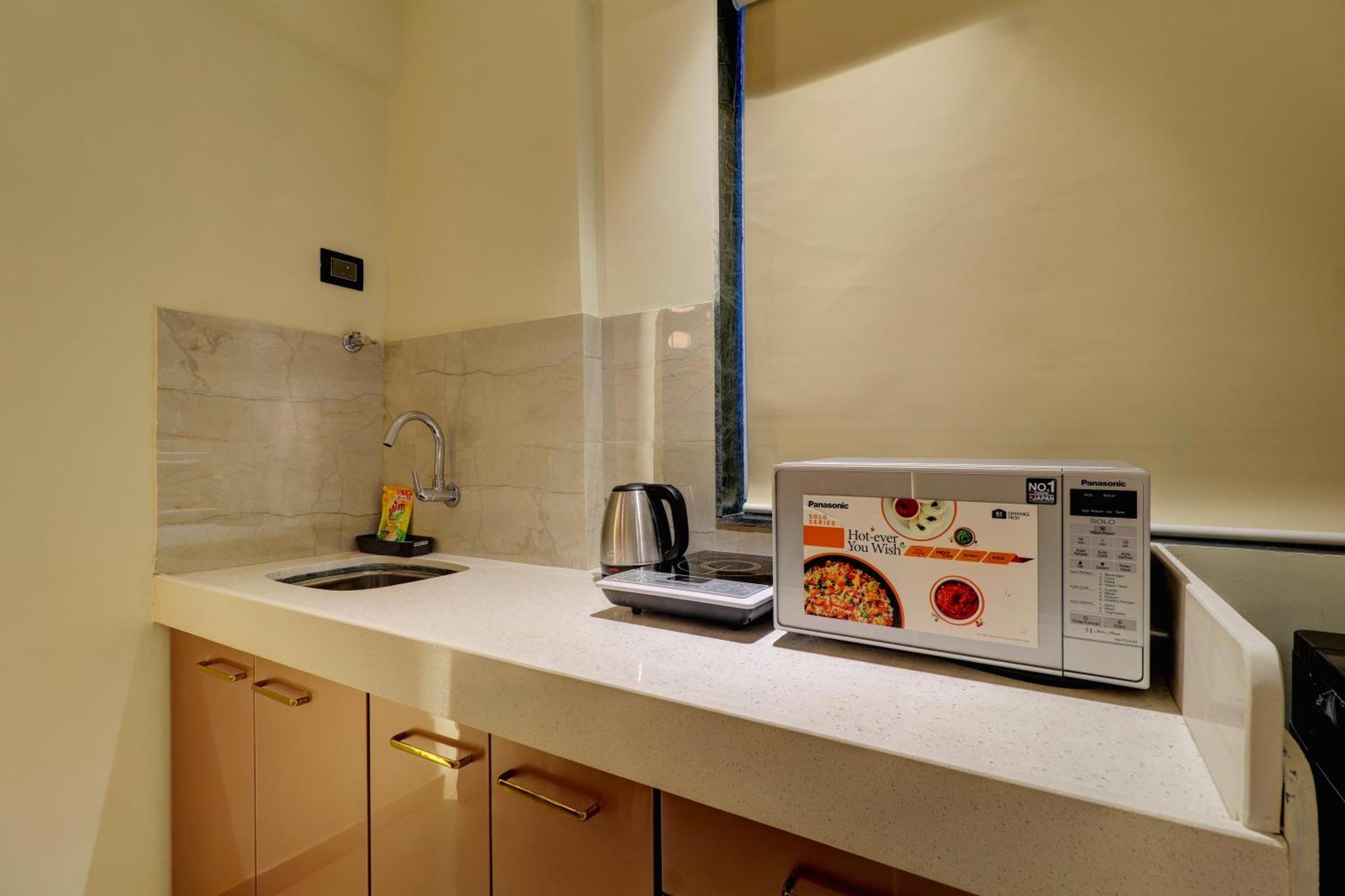 Home2 Suites And Service Apartments, Mumbai Airport Kültér fotó
